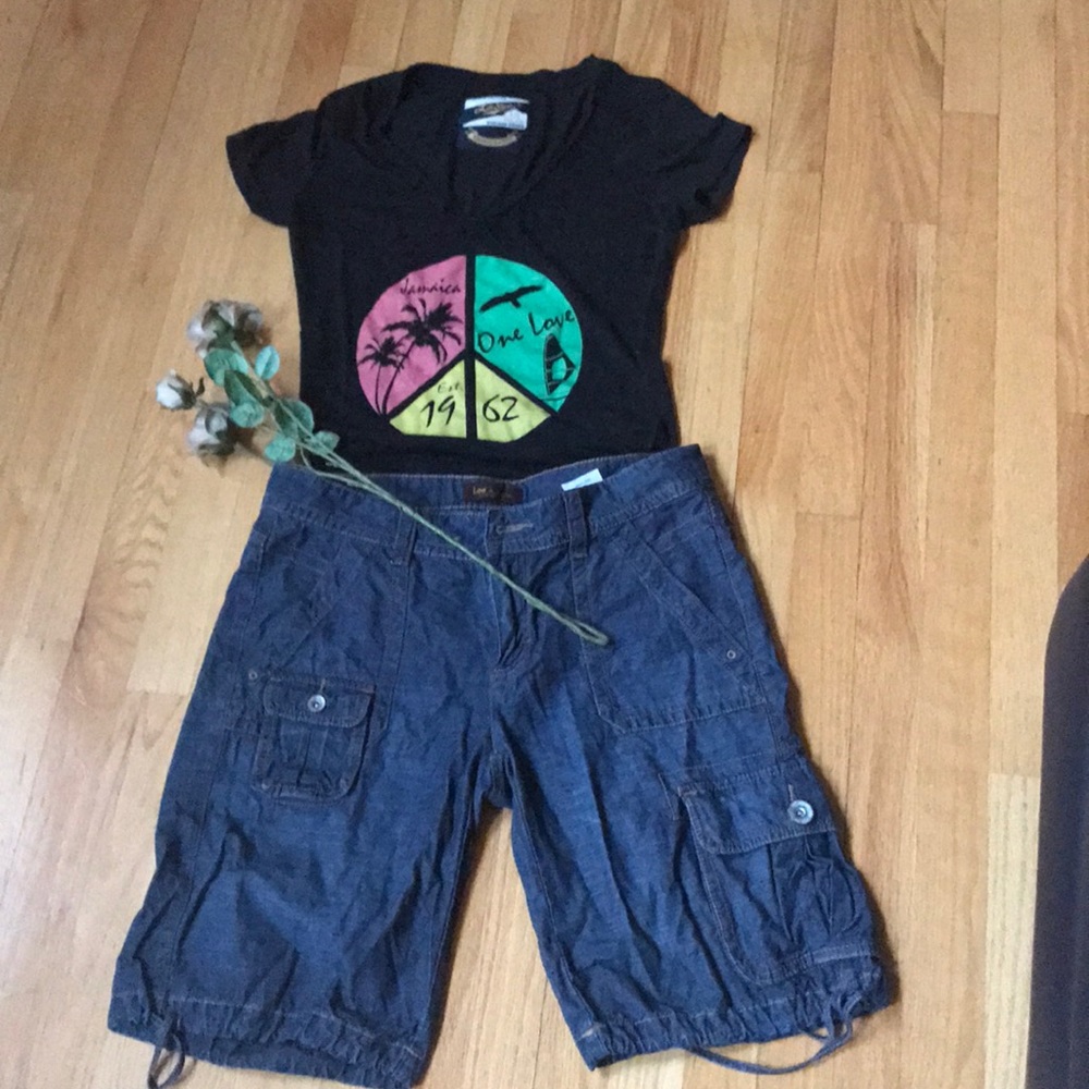 Lee cargo shorts, blue jean